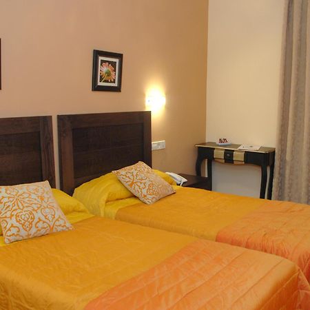 Hotel Hc Sigueenza Kültér fotó