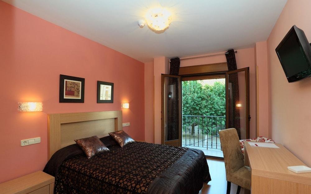 Hotel Hc Sigueenza Kültér fotó