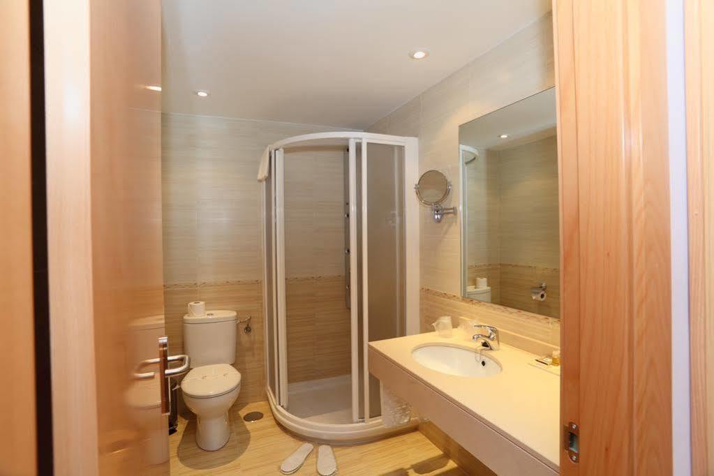 Hotel Hc Sigueenza Kültér fotó