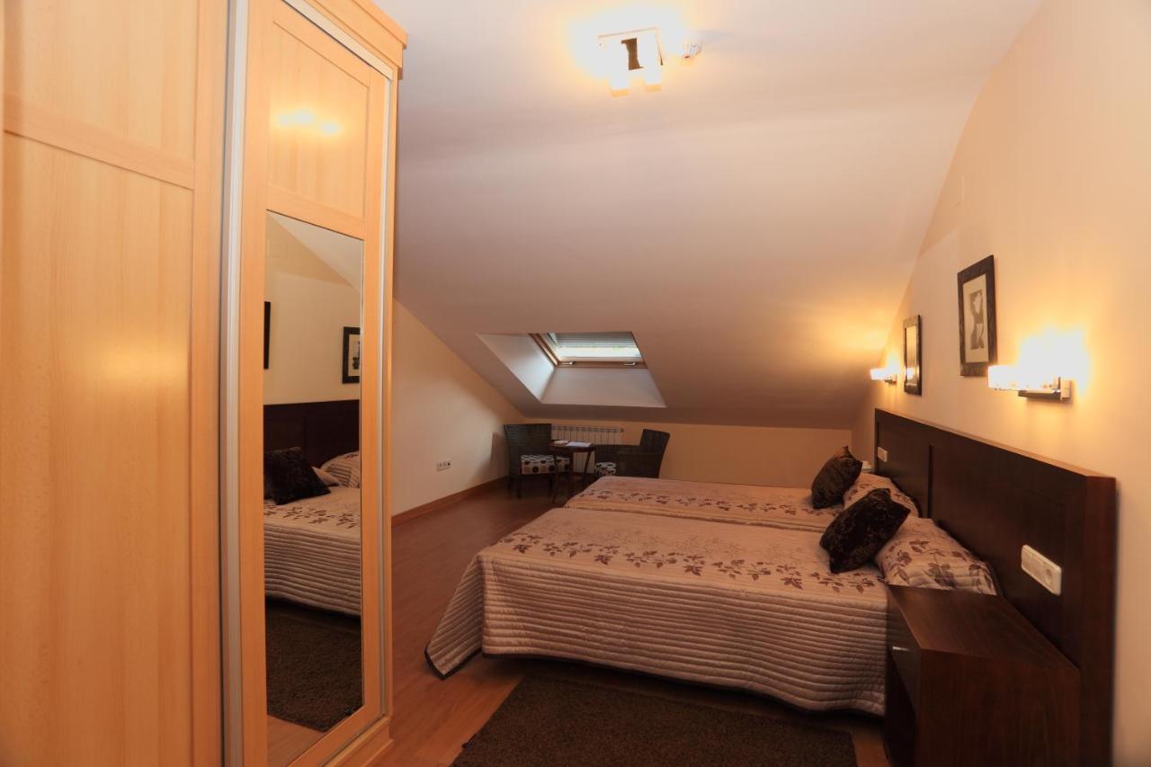 Hotel Hc Sigueenza Kültér fotó