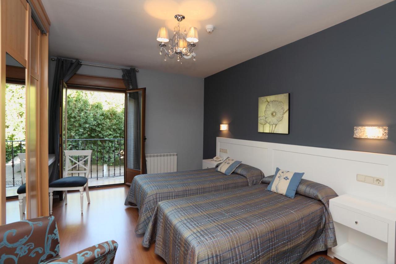 Hotel Hc Sigueenza Kültér fotó